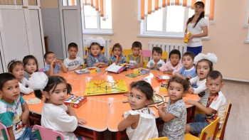 Фотография к новости: Балабақша тәрбиешілерінің жалақысы 30%-ға өседі