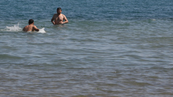 Фотография к новости: Тыйым салынған жерлерде суға түскен азаматтарға айыппұл салынады – ТЖД