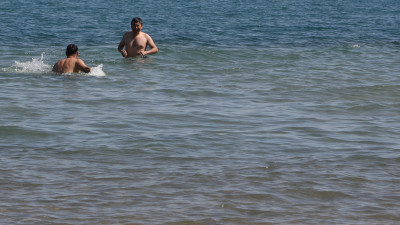 Тыйым салынған жерлерде суға түскен азаматтарға айыппұл салынады – ТЖД