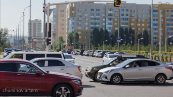 Фотография к новости: Қазақстанда қымбат көлік иелері қосымша салық төлеуі мүмкін