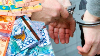 Фотография к новости: Түркістан облысында алаяққа сенген тұрғындар 30 млн теңге қарызға батты