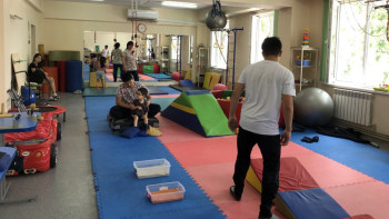 Фотография к новости: Алматыда «ерекше» балаларға медициналық көмек қалай көрсетіледі