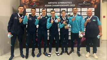 Фотография к новости: Ұлттық құрама Азия чемпионатында тарихи жүлдеге қол жеткізді