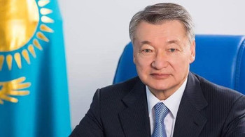 Фотография к новости: Әкім Ахметов қызметінен кетті