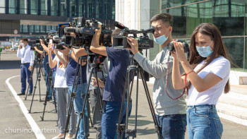 Фотография к новости: Масс-медиа билік пен қоғам арасындағы пәрменді байланыс құралы