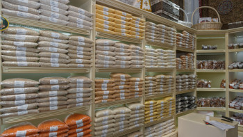 Фотография к новости: Әлеуметтік маңызы бар азық-түлік бағасын асырған кәсіпкер жауапкершілікке тартылды