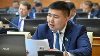 Фотография к новости: Депутат «Масс-медиа туралы» заңдағы кейбір нормаларды сынға алды