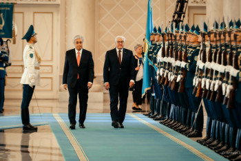 Фотография к новости: Мемлекет басшысы Германия Президентін Ақордада қарсы алды