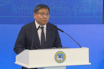 Фотография к новости: АИТВ жұқтырған науқастардан кейін медицина қызметкерлері тексерістен өтті - қала әкімі