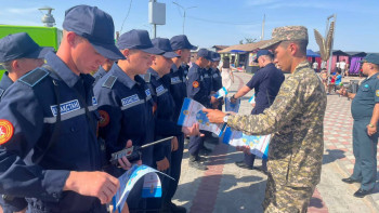 Фотография к новости: Енді жұмыссыз адамдар жағажайларды патрульдейді