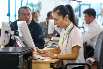 Фотография к новости: Шетелдік көлікті заңдастыруға 10 күн қалды. "ЦОН" күшейтілген режимге көшті