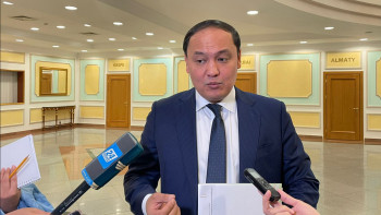 Фотография к новости: Шетелдік инвесторларды тек шикізат өндіру үшін шақырмаймыз - министр