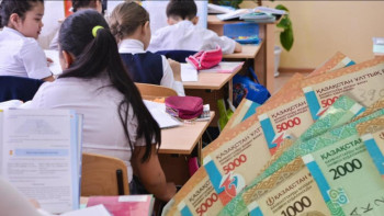 Фотография к новости: Антикор мектепте ақша жинағандар туралы айтты