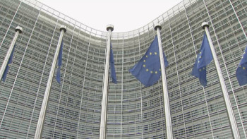 Фотография к новости: Еуроаймақ экономикасының өсімі күрт тежелді