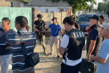 Фотография к новости: Интимдік бейнежазбаны таратпауы үшін 1 млн сұраған қылмыстық топ құрықталды