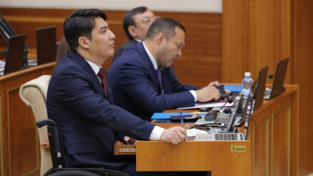 Фотография к новости: Мәжіліс бірінші сессиядағы жұмысын аяқтады