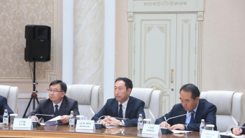 Фотография к новости: Жетісу облысы мен Қытайдағы Іле-Қазақ автономиялы облысы арасындағы қарым-қатынас жанданады