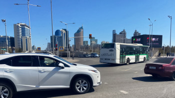 Фотография к новости: Жаңа көпір. Астана әкімі автобустарды ұзақ күту мәселесін қалай шешетінін айтты