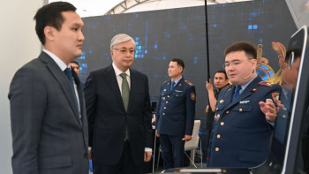 Фотография к новости: Мемлекет басшысына екі құқықтық жоба таныстырылды