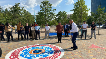 Фотография к новости: Елорда күніне орай асық ойнау алаңдары ашылды