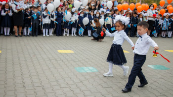 Фотография к новости: Жаңа оқу жылында орыс тілі 2-сыныптан, шет тілі 3-сыныптап басталады