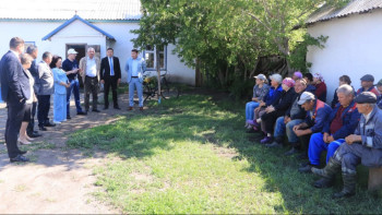 Фотография к новости: Депутаттар Қостанай облысын аралап жүр