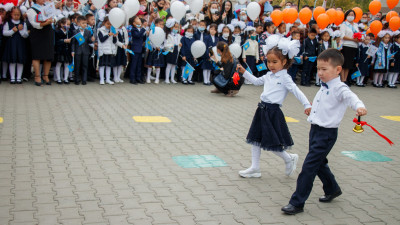 Жаңа оқу жылында орыс тілі 2-сыныптан, шет тілі 3-сыныптан басталады