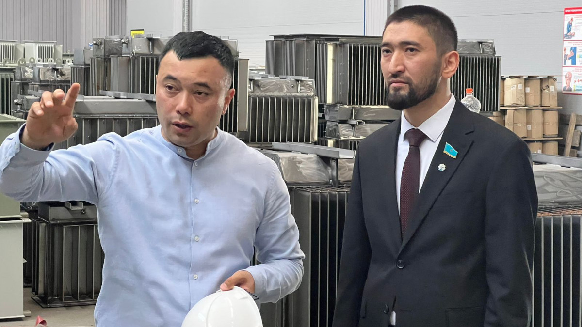  Мәжілістен