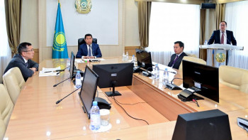 Фотография к новости: Емханалардағы кезек мәселесін шешу қажет - әкім