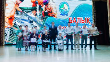 Фотография к новости: Атырауда балық шаруашылығы қызметкерлерінің кәсіби мерекесі аталып өтті