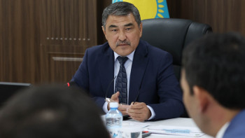 Фотография к новости: Нұржігітов: Әрбір азаматтың өтініші назардан тыс қалмауы тиіс