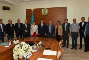 Фотография к новости: Сенатор: Төтенше жағдай туындағанда халық та, табиғат та аман болуы керек