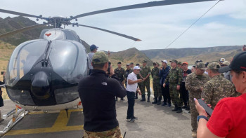 Фотография к новости: Атыраудағы өртті сөндіру үшін Қызылордадан тікұшақ жеткізіледі