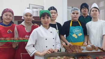 Фотография к новости: Ақмолалық оқушылар енді аттестатпен бірге колледж дипломын алады