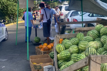 Фотография к новости: Талдықорғанда жабайы сауда қызып тұр