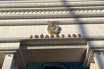 Фотография к новости: 5 жасар қыздың өлімі: Педофилге үкім шығарған сот төрағасы қызметінен кетті