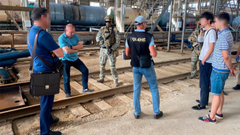 Фотография к новости: Қазақстандық мұнай шетелге заңсыз шығарылып келген