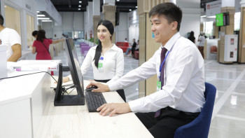 Фотография к новости: "ЦОН" қызметкерлерінің жалақысы ұлғайды