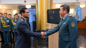 Фотография к новости: Шетел офицерлері Қорғаныс университетінің дипломдарын алды