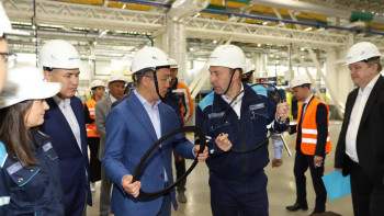 Фотография к новости: ИИДМ басшысы еліміздің индустриалды дамыған өңірлерінің біріне барды