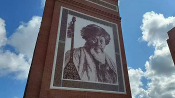 Фотография к новости: Петропавлда Жамбыл бейнеленген панно пайда болды