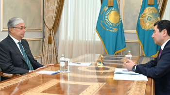 Фотография к новости: Президент Мәжіліс төрағасын қабылдады