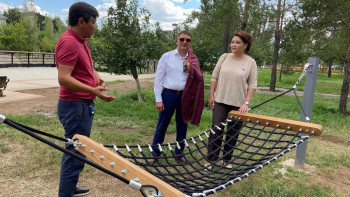 Фотография к новости: Байқоңыр ауданында биыл 11 аула абаттандырылды