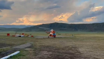 Фотография к новости: Мұзтау шыңында жарақат алған әйел тікұшақпен ауруханаға жеткізілді