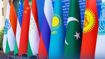 Фотография к новости: Саясат Нұрбек ШЫҰ өкілдерімен кездесті