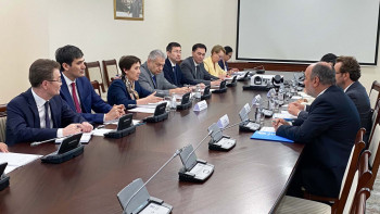 Фотография к новости: Үкіметте UNISEF ұсынған балаларды қорғау мәселесі талқыланды