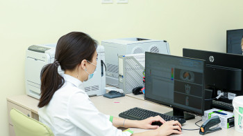 Фотография к новости: Эндокринолог артық салмағы бар әйелдерді сынға алды