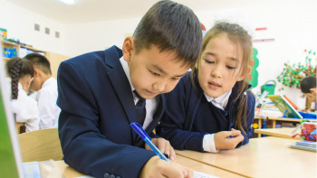 Фотография к новости: Астанада бірінші сыныпқа баратын балаларға даярлық курсы өтеді