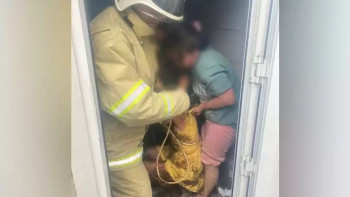 Фотография к новости: Алматы облысыда дәретханаға құлаған екі бала құтқарылды