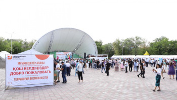 Фотография к новости: Қарағандыдағы жәрмеңкеде 2500-ден астам бос жұмыс орны ұсынылды